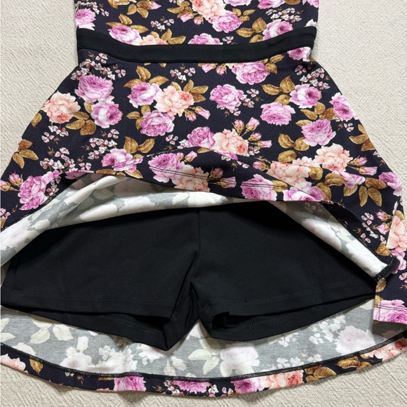 NEW FOR LOVE & LEMONS Black Pink Roses Mini Tennis Dress M - Picture 5 of 8